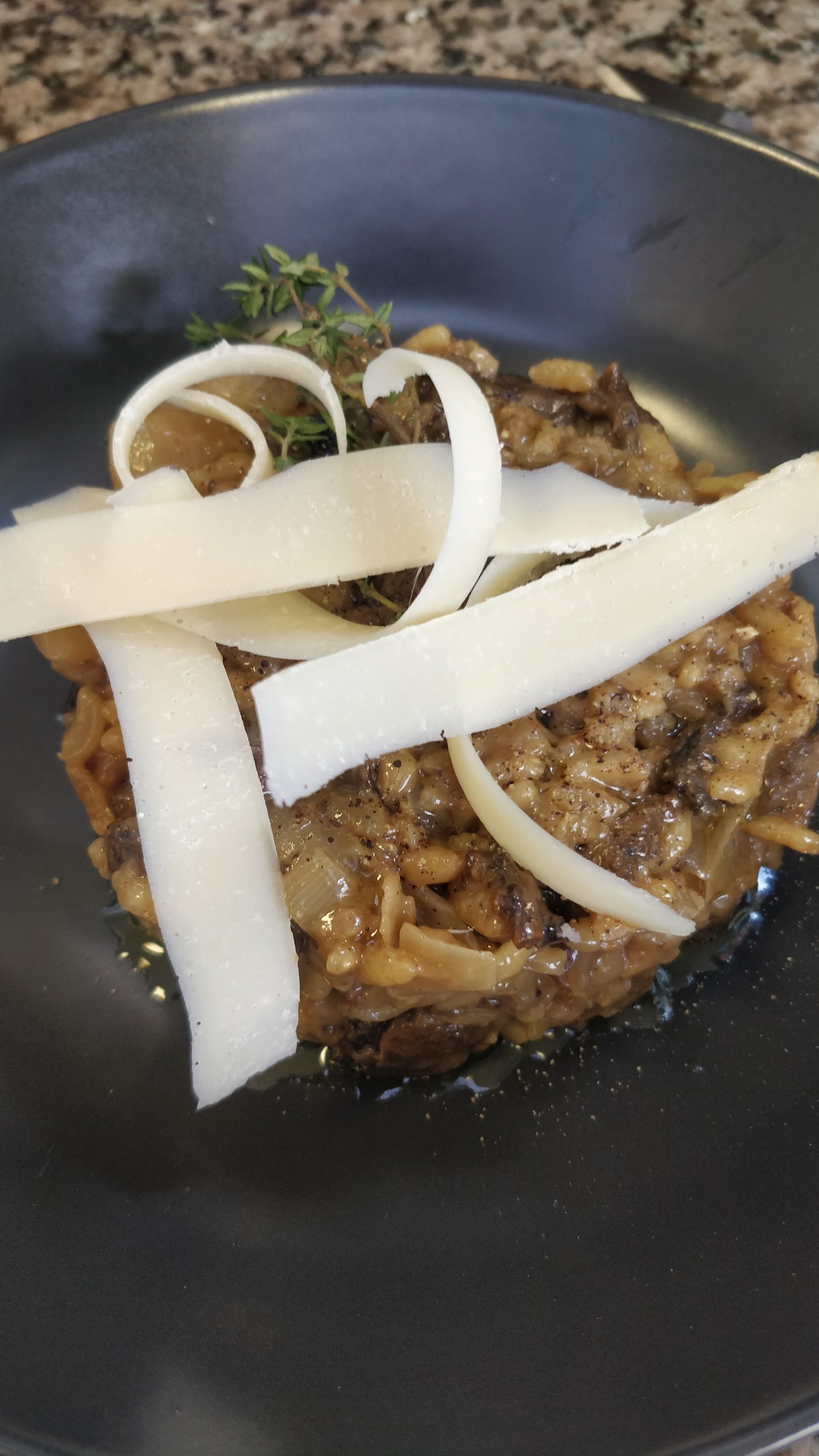 Risotto maison aux cèpes et parmesan, restaurant À La Manufacture Royale